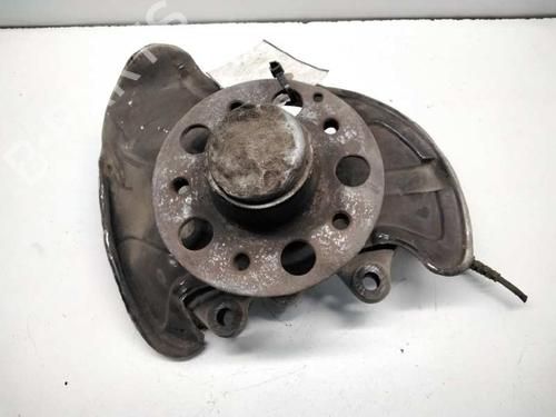 Used Left front steering knuckle MERCEDES-BENZ C-CLASS Coupe (CL203) [2001-2011]  10692944