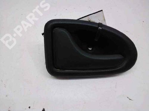 Used Rear left interior door handle Rear left interior door handle RENAULT MEGANE I Classic (LA0/1_) 1.9 dTi (LA08, LA0N, LA0K) (98 hp) 9240922 9240922