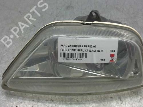 Used Right front fog light FORD FOCUS I (DAW, DBW) [1998-2009]  766622