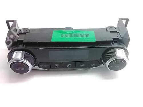 Used Climate control Climate control 16019886 16019886