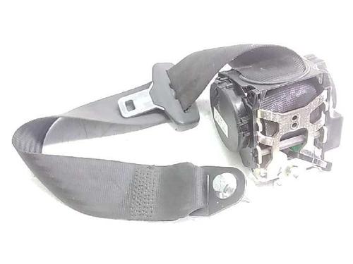 Used Rear left seatbelt FIAT PANDA (169_) 1.3 D Multijet 4x4 (169.AXC2A) (70 hp) 17367954
