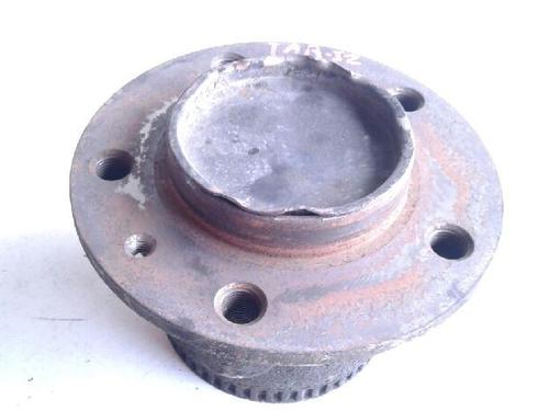 Used Left rear steering knuckle TOYOTA YARIS (_P9_) [2005-2014]  10351268