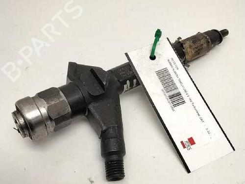 Used Injector NISSAN ALMERA TINO (V10) 2.2 dCi (115 hp) 12124702