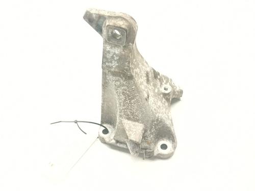 Used Engine mount BMW 1 (E87) 118 d (122 hp) 30589608