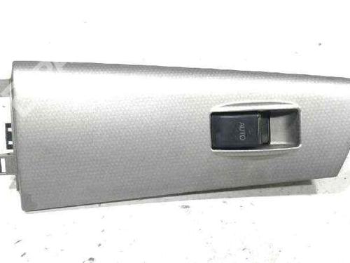 Used Right front window switch Right front window switch TOYOTA COROLLA Saloon (_E12_) 1.4 D-4D (NDE120_, NDE120R) (90 hp) 8183765 8183765