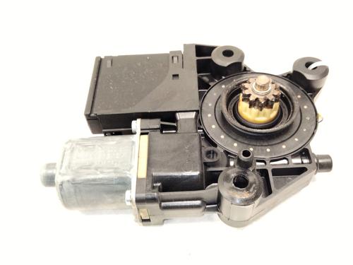 BP29566560E23 main image