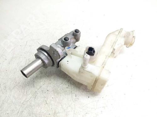 Used Brake master cylinder KIA VENGA (YN) 1.6 CRDi 128 (128 hp) 4499782
