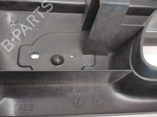 Grille NISSAN TERRANO II (R20) 2.7 TD 4WD | BP17327270C40 