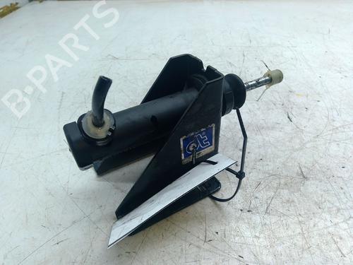 Clutch slave cylinder IVECO DAILY V Van | BP31924576M113