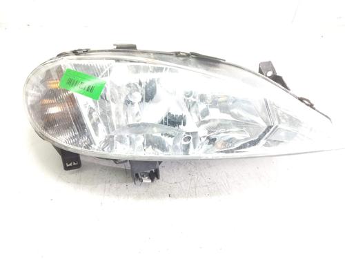 Used Right headlight Right headlight RENAULT MEGANE I Classic (LA0/1_) 1.4 16V (LA0D, LA1H, lA0W, LA10) (95 hp) 16838667 16838667