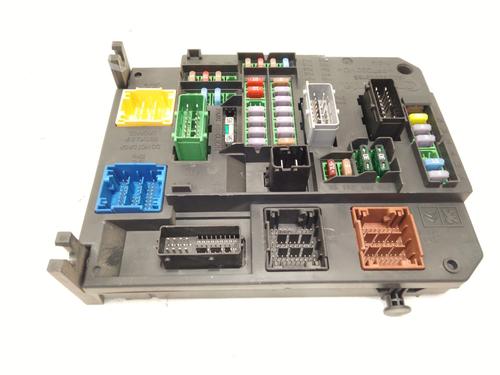 Fuse box CITROËN C4 II (NC_) 1.6 VTi 120 (NC5FS0, NC5FS9) | BP22188303E1 