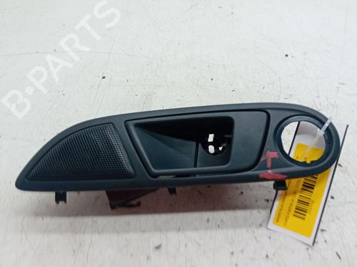 Venstre bagtil invendig håndtag FORD FIESTA VI (CB1, CCN) 1.4 TDCi (68 hp) 26182629