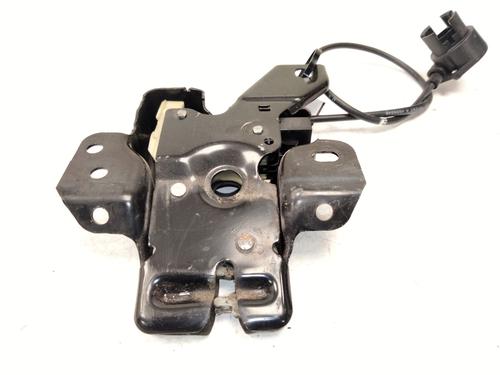 Used Tailgate lock JAGUAR S-TYPE II (X200) 3.0 V6 (238 hp) 30112477