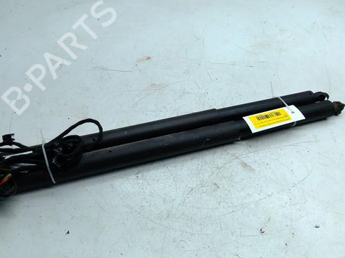 Used Tailgate lift support MERCEDES-BENZ GLA (H247) GLA 200 (247.787) (163 hp) 30082053