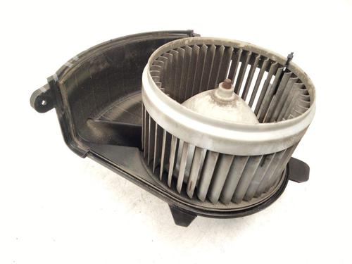 Heater blower motor RENAULT MASTER III Van (FV) 2.3 dCi 150 FWD (FV0F, FV03, FV09) | BP32043734M62 - Image 3