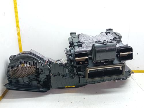 Used Heater matrix box MERCEDES-BENZ E-CLASS (W213) E 220 d (213.004) (194 hp) 26009926