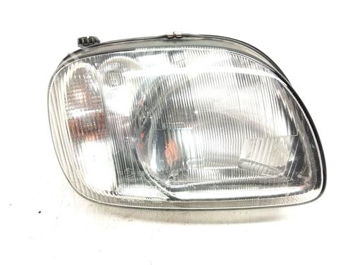 Used Right headlight NISSAN MICRA II (K11) 1.0 i 16V (54 hp) 21223505