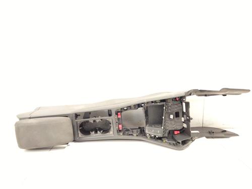 Used Middle console AUDI Q3 (F3B) 35 TDI (150 hp) 32732843