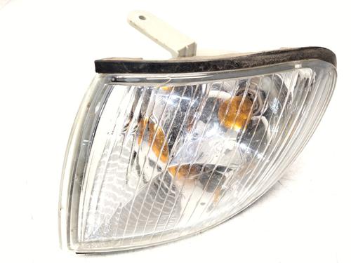 Used Left front indicator HYUNDAI H-1 Van (A1) 2.5 TD (80 hp) 31990638