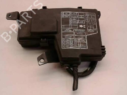 Used Fuse box Fuse box 11830724 11830724