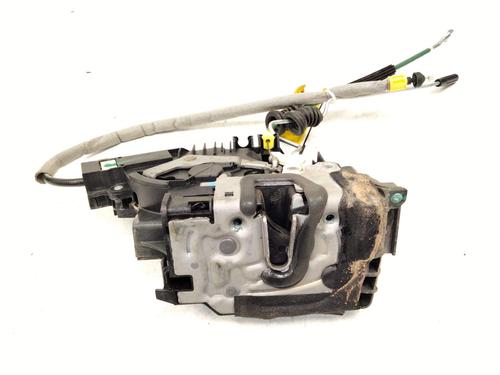 front-right-lock-mercedes-benz-c-class-w205-2013-2014-2015-2016-2017-2018-2019-2020-2021-2022-2023-23242375 main image