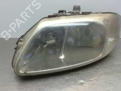 Used Left headlight CHRYSLER VOYAGER IV (RG, RS) 2.4 (147 hp) 4978518