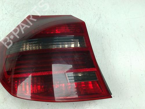Venstre baglygte Venstre baglygte BMW 1 (E87) 118 d (143 hp) 39688121 39688121