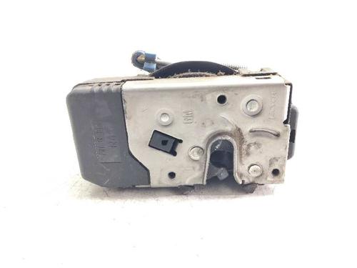 Used Front right lock OPEL VIVARO A Van (X83) 1.9 DTI (F7) (101 hp) 13735738