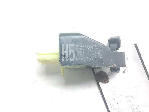 Andre TOYOTA YARIS (_P13_)  | BP16689721O1 