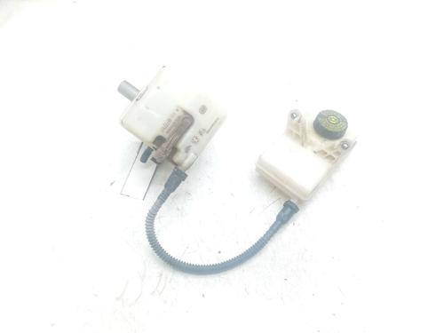 Used Brake master cylinder PEUGEOT 3008 I MPV (0U_) [2009-2017]  22720385