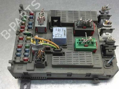 Fuse box CITROËN C5 I (DC_) 2.2 HDi (DC4HXB, DC4HXE) | BP2006991E1 