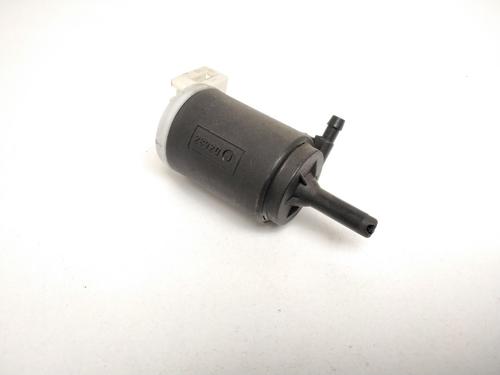 Used Washer pump NISSAN TERRANO I (WD21) 3.0 i 4WD (148 hp) 25229651