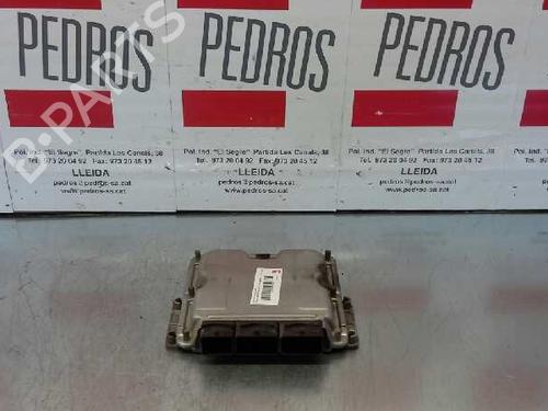 Calculateur moteur (ecu) RENAULT SCÉNIC I MPV (JA0/1_, FA0_) 1.9 dCi RX4 (101 hp) 151063
