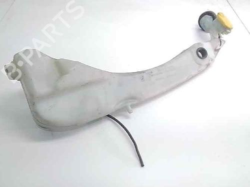 Used Windscreen washer tank RENAULT MEGANE I Classic (LA0/1_) [1996-2008]  17056669