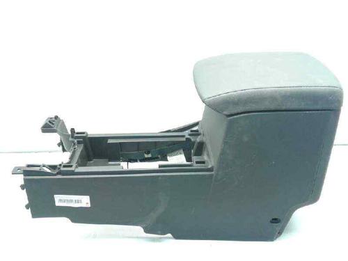 Used Armrest / Center console Armrest / Center console NISSAN NAVARA NP300 (D40) 2.5 dCi 4WD (144 hp) 10417197 10417197