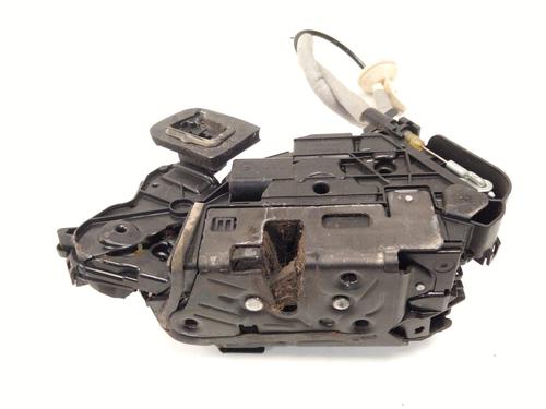 front-left-lock-seat-arona-kj7-kjp-2017-26706333 main image