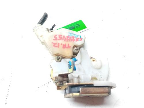Used Rear left lock NISSAN X-TRAIL I (T30) 2.5 4x4 (165 hp) 15411603
