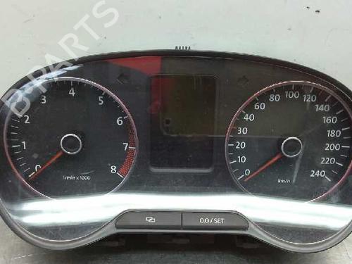 Used Instrument cluster VW POLO V (6R1, 6C1) [2009-2022]  2233972