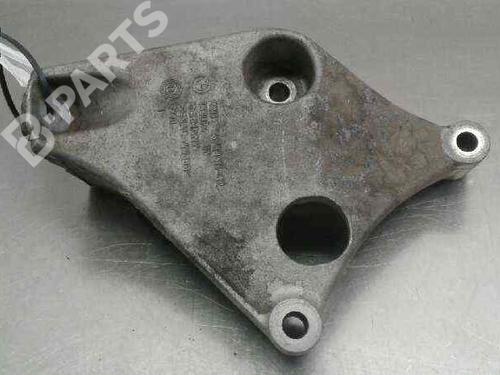 Used Engine mount Engine mount BMW 1 (F20) 120 d (184 hp) 10715390 10715390