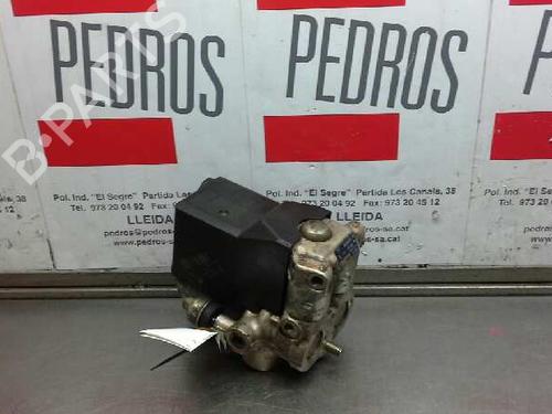 Used ABS pump BMW 5 (E34) 520 i 24V (150 hp) 8747989