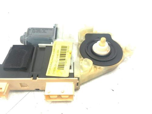 Rudehejsemotor forskærm højre Rudehejsemotor forskærm højre CITROËN C4 I (LC_) 1.6 HDi (90 hp) 39652518 39652518