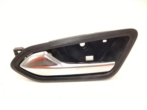 Used Front left interior door handle RENAULT CLIO V (B7_) 1.5 Blue dCi 100 (B7AD) (101 hp) 27517307
