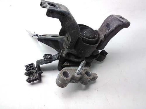 Used Engine mount TOYOTA AURIS Estate (_E18_) 1.8 Hybrid (ZWE186_, ZWE186R, ZWE186H) (136 hp) 17985457