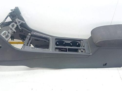 Middle console VW GOLF VII (5G1, BQ1, BE1, BE2) 1.0 TSI | BP26396368I22 - Image 2