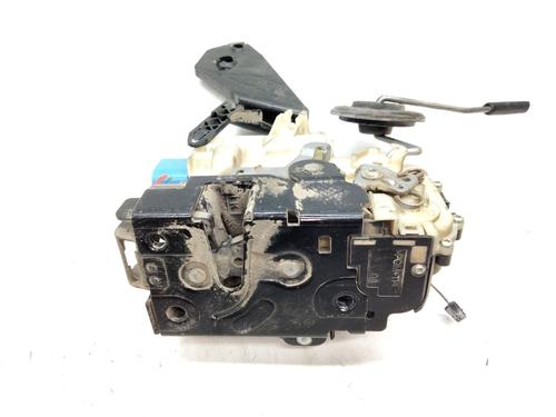 Used Front right lock VW TRANSPORTER T5 Van (7HA, 7HH, 7EA, 7EH) 2.0 (115 hp) 19806184