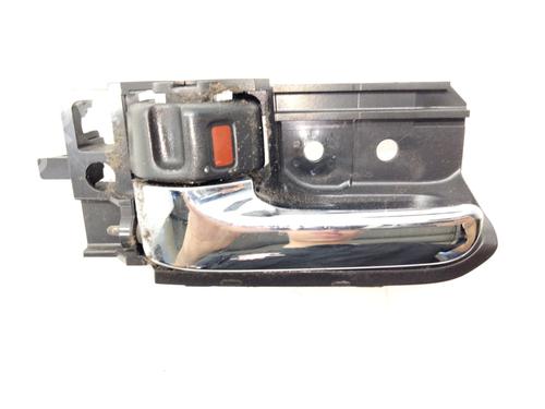 Used Front left interior door handle TOYOTA AVENSIS (_T25_) [2003-2008]  19128742