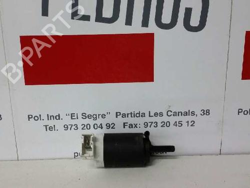 Used Washer pump NISSAN X-TRAIL II (T31) 2.0 dCi (150 hp) 25224678