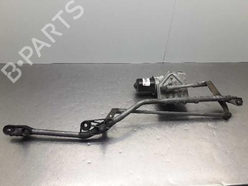 Used Front wiper motor RENAULT SCÉNIC II (JM0/1_) [2003-2010]  9300064