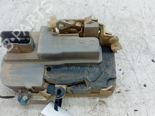 Used Front right lock PEUGEOT PARTNER MPV (5_, G_) 2.0 HDI (90 hp) 25152288
