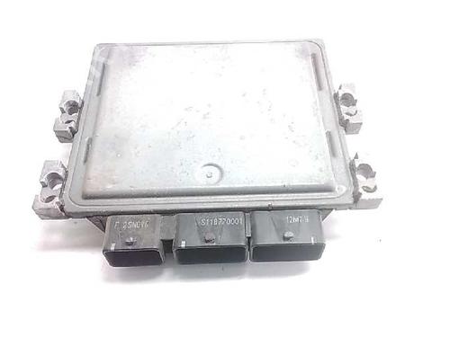 Used Engine control unit (ECU) RENAULT MEGANE II Saloon (LM0/1_) [2003-2025]  15888023